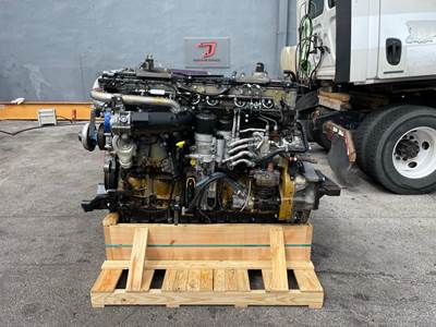 2012 Detroit DD15 Engine
