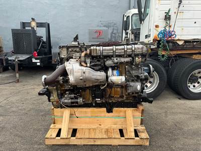 2012 Detroit DD15 Engine