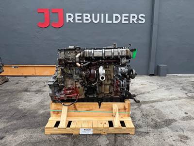 2018 Detroit DD15 Engine