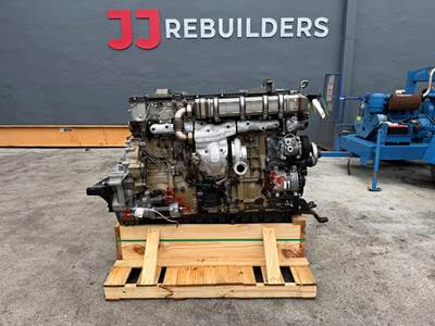 2017 Detroit DD15 Engine