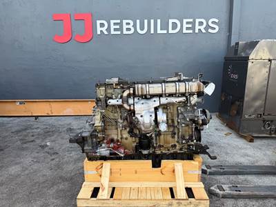 2018 Detroit DD15 Engine