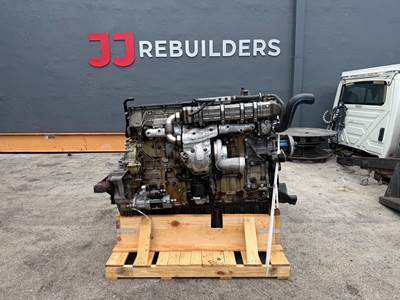2017 Detroit DD15 Engine