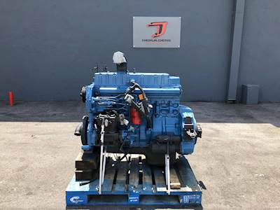 2000 International DT466E Diesel Engine