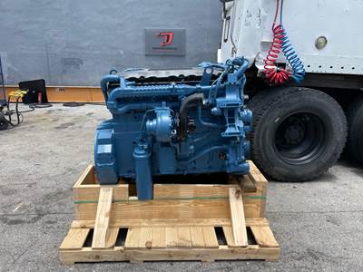 2006 International DT466E Engine