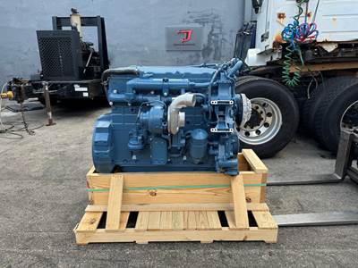 2006 International DT466E Engine