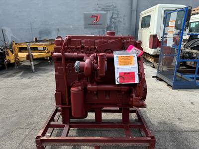 2017 International DT466E Engine