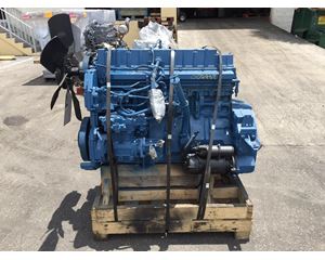 International DT466E Diesel Engine