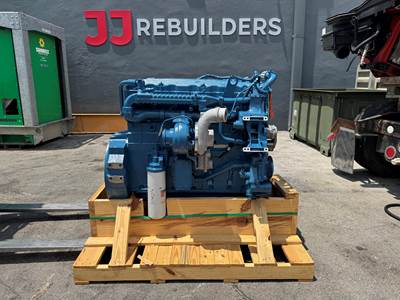 2006 International DT466E Engine