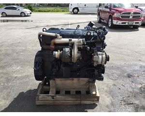 International DT466E Diesel Engine