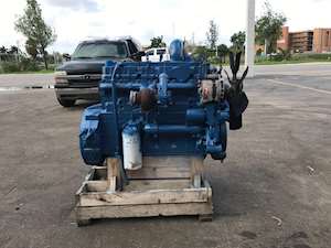 2000 International DT466E Diesel Engine