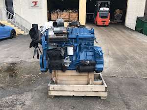 2000 International DT466E Diesel Engine