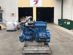 2000 International DT466E Diesel Engine