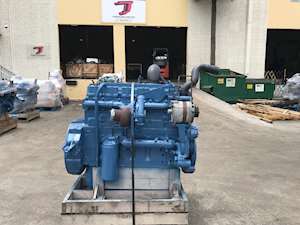 2000 International DT466E Diesel Engine