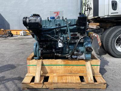 2000 International DT530 Engine