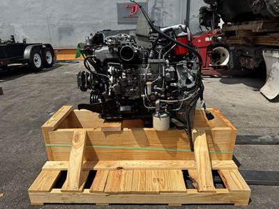 2002 Isuzu 4HE1XS Engine