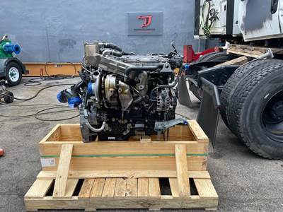 2017 Isuzu 4HK1TC Engine