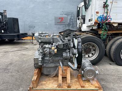 2011 Isuzu 4HK1TC Engine
