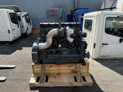 2002 Mack E7 Engine
