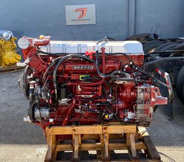2014 Mack MP8 Engine