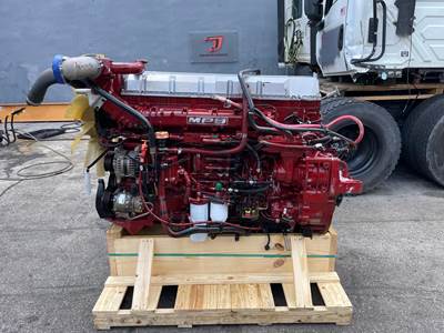 2014 Mack MP8 Engine