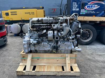 2009 Mercedes-Benz OM460 Engine