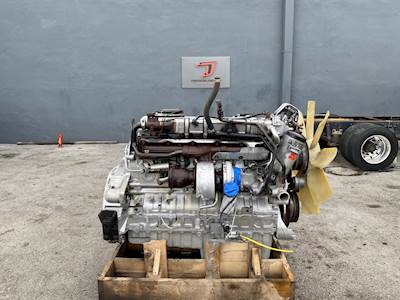 2005 Mercedes-Benz OM460LA Engine