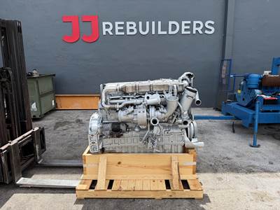2009 Mercedes-Benz OM460LA Engine