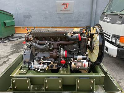 2002 Mercedes-Benz OM906LA Engine