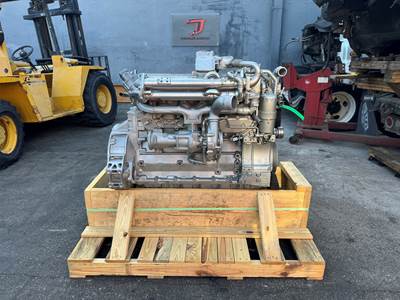 2005 Mercedes-Benz OM906LA Engine