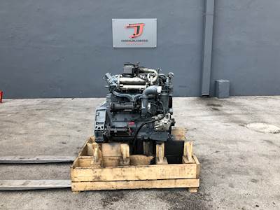 2004 Mercedes-Benz OM924LA Diesel Engine