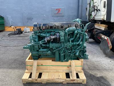 2011 Volvo D11 Engine