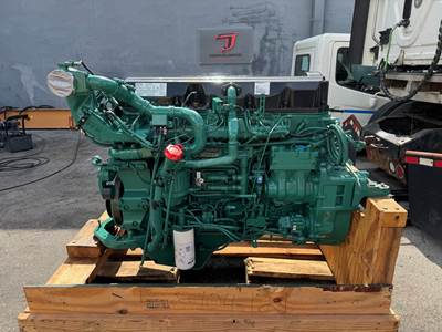 2009 Volvo D11 Engine