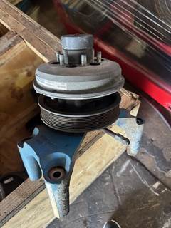BorgWarner Fan Clutch off Mercedes Benz OM460LA Engine, 1090-09500-01B