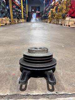 Detroit Series 60 Fan Clutch Fan Pulley with Bracket