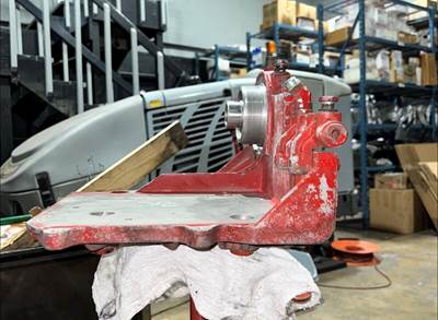 Cummins ISX15 Fuel Filter Base