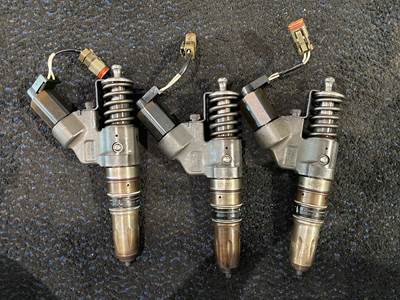 Cummins ISM Fuel Injector