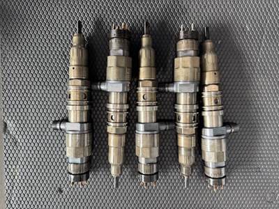 Detroit DD13 / DD15 Fuel Injector for Detroit Diesel DD15, DD13