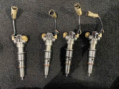 2011 International MaxxForce DT Fuel Injector
