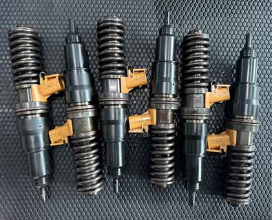 VOLVO D13 Diesel Engine Fuel Injector, 85013611