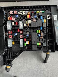 Freightliner Cascadia Circuit Protection V-Power Distribution Mod A66-22300-001