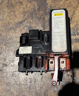 Cascadia SAM Chassis Control Module/Fuse Box A06-75982-004