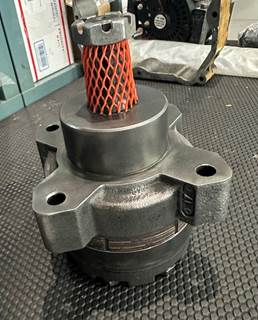 WHITE Hydraulic Wheel Drive Motor,6030050