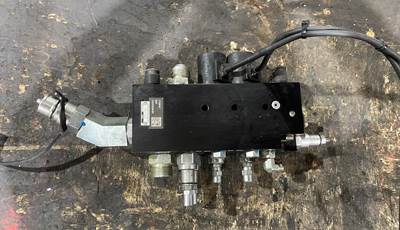 North American Controls OVUL5-12330 Hydraulic System Manifold Access