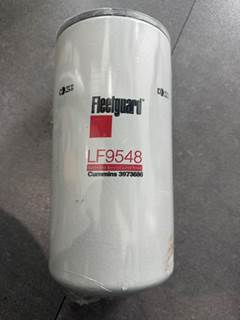 Fleetguard LF9548 OEM Cummins Oil Filter 3973686