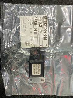 Isuzu Relay Glow Plug 8944607061 24V