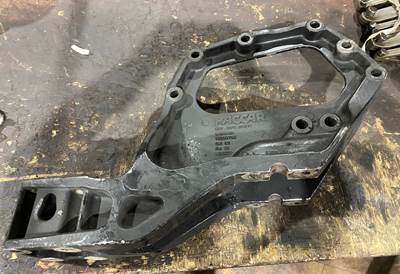 Paccar B11-1025 Spring Hanger