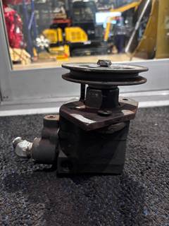 Caterpillar 3208 Steering Pump