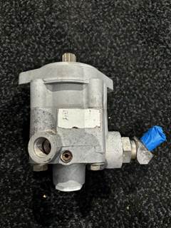 LUK LF73C Steering Pump for International DT466E
