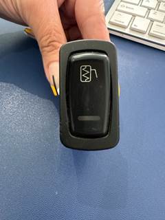 Mack Vision Heated Mirror Switch ,1MR4323M5