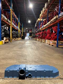 International DT466E Valve Cover for International DT466E, DT530E